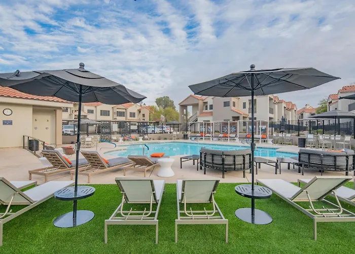 King Bed Biker & Hiker Paradise Updated * Scottsdale